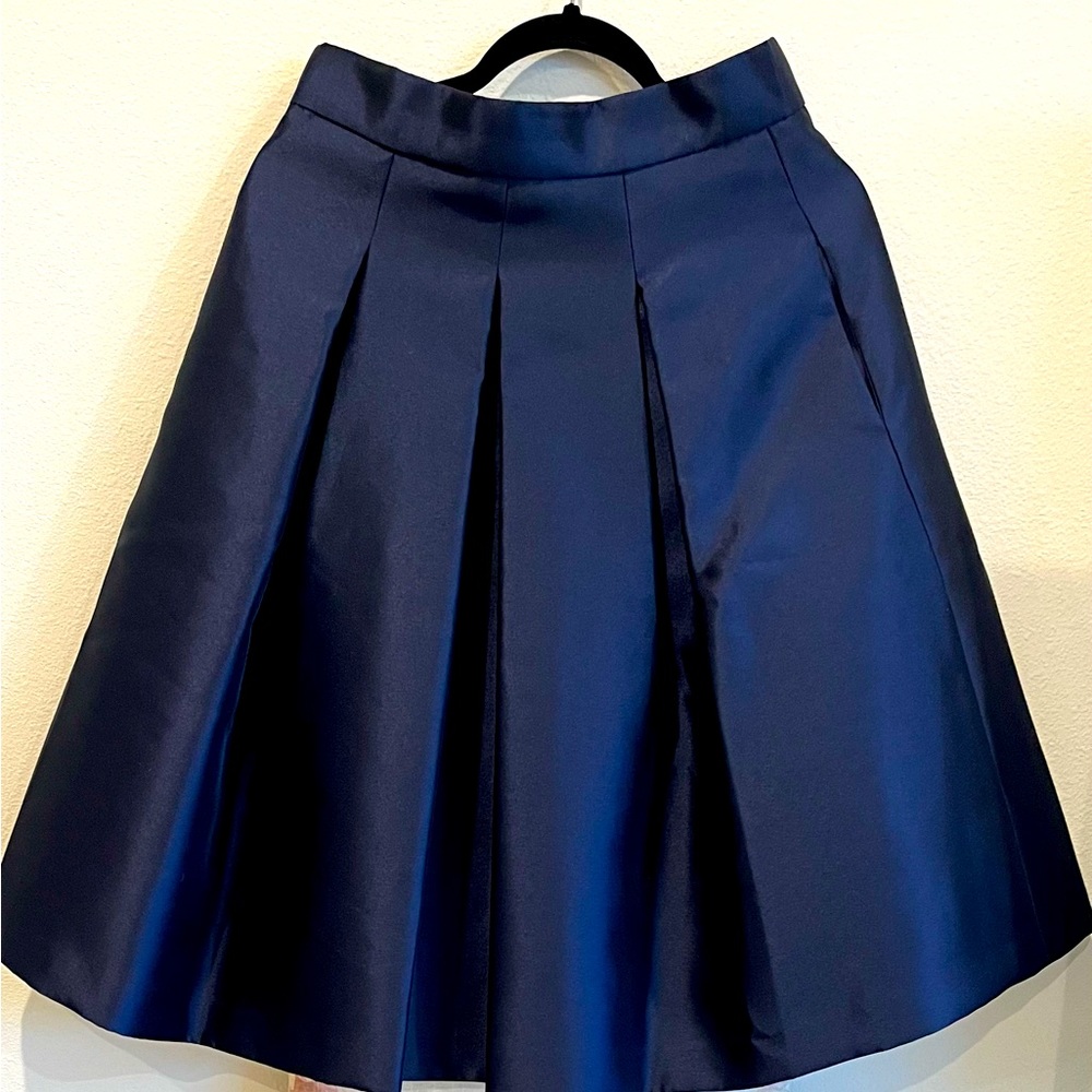 Eliza J Blue Ink Formal Skirt w/pockets, tulle hem & back zipper. Size 6